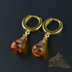 Amber earrings with gold metal beads